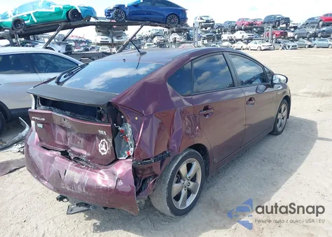 2013 Toyota Prius z USA, uszkodzony, nr VIN JTDKN3DUXD5620985